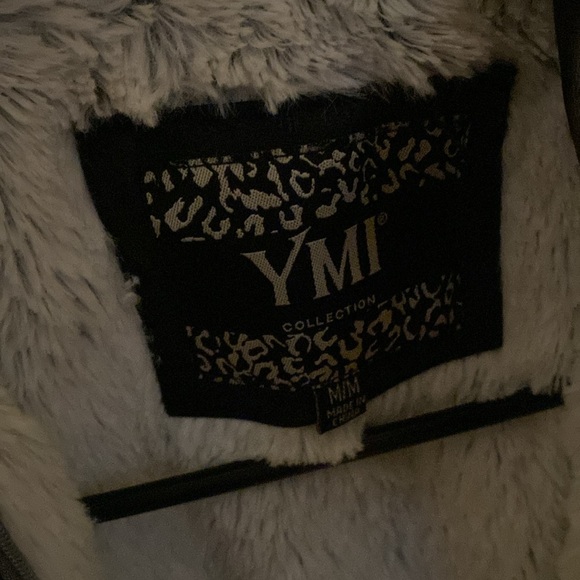 Black Jacket - Picture 2 of 6